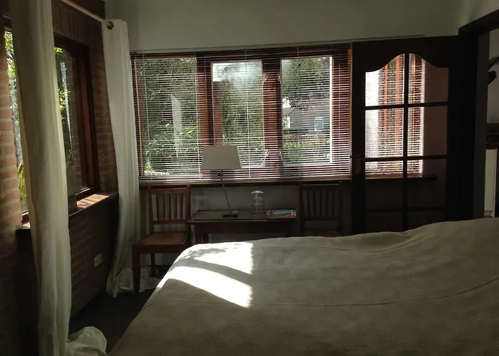 Hofje7 Bed & Breakfast 3*